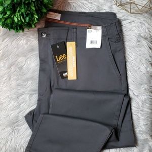 lee modern series slim fit tapered leg